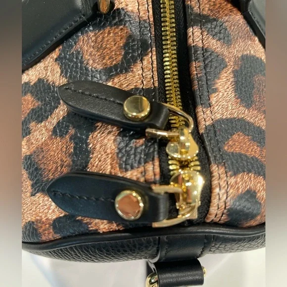 Pepper Paisley | NEW | 100% Nappa Leather Carry All Bag | Leopard Print - Picture 7 of 11